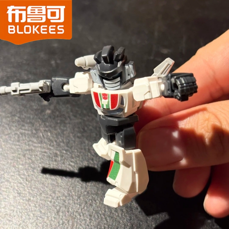 블로키즈 트랜스포머 디펜더 시리즈 스타리 에디션 V2  - Model Kit Blokees 리뷰 및 가격