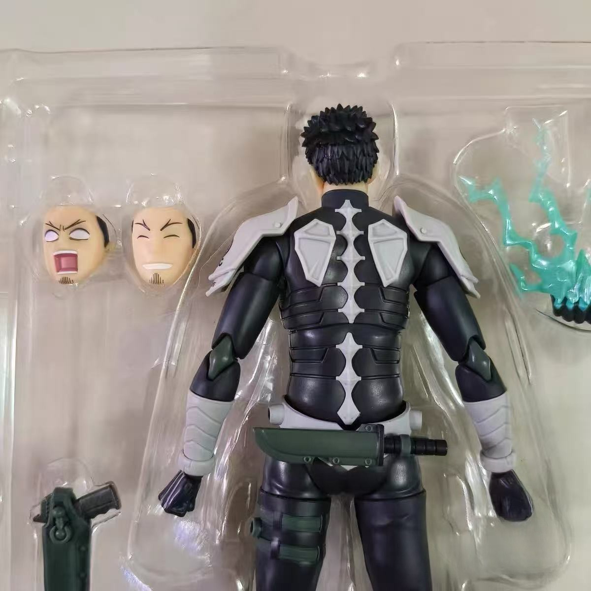 카이주 노.8 카프카 히비노 반다이 SHF S.H.피규 - Model Kit Kaiju 8 리뷰 및 가격